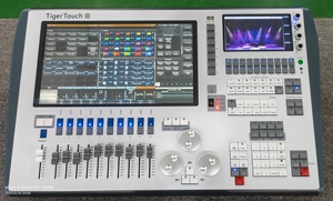 타이거 터치 3 콘솔 Titan V17 시스템 컨트롤러 (프로젝션 라이트 포함) - Product Image 2