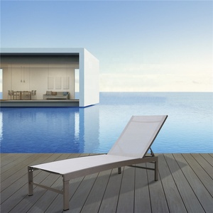 Venta al por mayor al aire libre <span class=keywords><strong>blanco</strong></span> Chaise Lounge piscina lado marco de Metal tumbonas de playa de aluminio <span class=keywords><strong>sol</strong></span> tumbona - Product Image 1