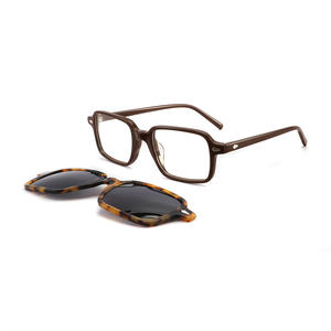 2022 nuevas gafas ópticas TR90 gafas <span class=keywords><strong>de</strong></span> <span class=keywords><strong>sol</strong></span> <span class=keywords><strong>de</strong></span> montura completa envío rápido imán cubierta espejo acetato TR miopía <span class=keywords><strong>para</strong></span> comercio exterior - Product Image 1