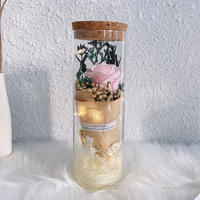 Bouquet de fleurs préservées fait main personnalisé dans une bouteille à vœux pour anniversaire, Saint-Valentin, fête des mères, remise de diplôme et Noël