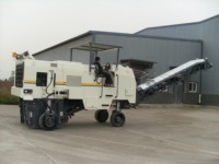Machine de fraisage à froid pour l'entretien des routes en asphalte et béton, 2 m, équipement de construction routière avec pièces de rechange