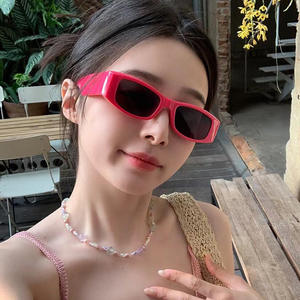 Gafas de Sol Vintage Estrechas de Moda UNOC, Novedades en Gafas de Sol <span class=keywords><strong>2022</strong></span>, Montura de Gafas Modernas con Patillas Anchas Estilo INS, Gafas de Sol Retro <span class=keywords><strong>para</strong></span> <span class=keywords><strong>Mujer</strong></span> - Product Image 2