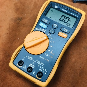 Nuevo Multímetro Digital Portátil Original Keysight U1232A - Product Image 4