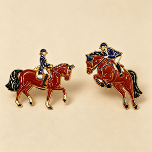 Pin Enamel Klub Berkuda, Bros Logam Berkuda Dressage, Lencana Kompetisi Lintasan Rintangan - Product Image 4