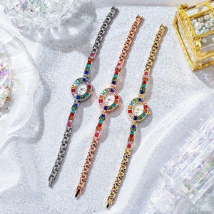 Montre pour femmes tendance, bracelet en cristal coloré, montre-bracelet à quartz pour femmes, style bijoux - Product Image 1