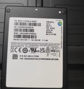 Disque SSD d'entreprise <span class=keywords><strong>Sam</strong></span> Sung MZILT1T9HBJR-00007 1,92 To SAS 12 Gbit/s 2,5 pouces PM1643a - Product Image 6