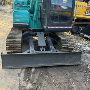 Excavatrice sur chenilles Kobelco SK75 d'occasion, mini-pelle de 7,5 tonnes avec lame de bulldozer, ensemble complet prêt pour l'exportation - Product Image 3