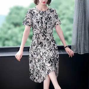 Fabrik benutzer definierte elegante Druck Kleid Sommer Maxi Frauen Schönheit Blumen kleid lose Freizeit kleider