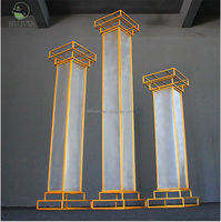 Arche de mariage 3D en métal avec membrane blanche et structure dorée, support de piliers pour décoration de mariage