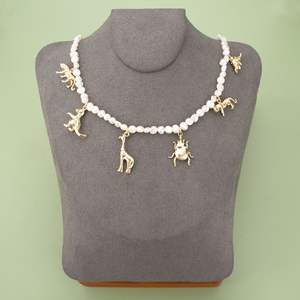 Colgante de <span class=keywords><strong>escarabajo</strong></span> <span class=keywords><strong>jirafa</strong></span> dinosaurio bosque animal lindo chapado en oro real de 18K para DIY pendientes collar Accesorios - Product Image 4