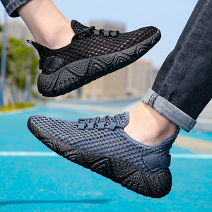 Chaussures de marche pour hommes en maille à semelle épaisse perforée, bout rond, à lacets, respirantes, semelle extérieure en caoutchouc, toutes saisons, baskets décontractées, vente en gros - Product Image 5