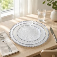 Ensemble d'assiettes en verre de luxe de 6, 8, 11 et 13 pouces avec bordure argentée transparente, assiettes à rebord festonné pour la décoration de table de mariage