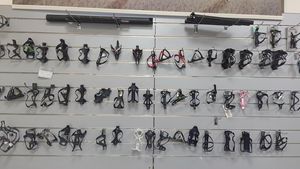 <span class=keywords><strong>Porte</strong></span>-<span class=keywords><strong>bidon</strong></span> de vélo en fibre de <span class=keywords><strong>carbone</strong></span> léger personnalisé, <span class=keywords><strong>porte</strong></span>-bouteille de vélo de route, <span class=keywords><strong>VTT</strong></span>, <span class=keywords><strong>porte</strong></span>-gobelet d'eau - Product Image 4