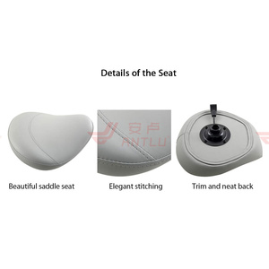 Chaise de <span class=keywords><strong>bureau</strong></span> <span class=keywords><strong>ergonomique</strong></span> élégante avec siège pivotant et base chromée – Équipement de <span class=keywords><strong>bureau</strong></span> moderne - Product Image 6