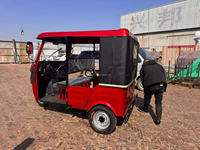 Tuk-tuk à essence 200cc à carrosserie ouverte pour passagers, idéal pour le taxi et le transport urbain – Spécial Afrique et Asie
