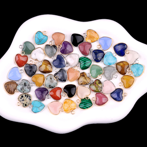 15Mm Mini Hình Trái Tim Thân Thiện Với Môi Đánh Bóng Pha Lê Mặt Dây Chuyền Vàng Viền Chakra Đá Quý Đá <span class=keywords><strong>Charms</strong></span> Trang Sức Vòng Cổ Làm - Product Image 5