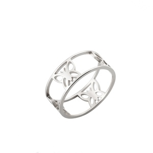 Bague de <span class=keywords><strong>mariage</strong></span> large en acier inoxydable plaqué or, motif papillon creux, bijoux bohèmes tendance unisexe, vente en gros - Product Image 1