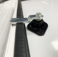 Porte de bagage en alliage d'aluminium blanc pour camping-car avec serrure, conception étanche, ventilation, épaisseur de paroi 35-40 mm pour caravane, remorque, camping-car