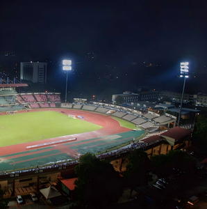 Cishine - Poste de Iluminación LED de Gran Altura para Estadios de Fútbol y Centros Deportivos, 15m, 20m, 22m, 25m, 30m, 35m, 45m, 50m, con Escaleras de Acceso - Product Image 4