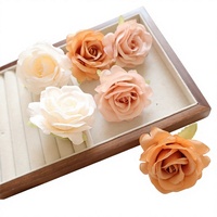 Mur et couronne de roses artificielles en plastique, fleurs artificielles faites à la main pour mariage, décoration extérieure et intérieure - Vente en gros