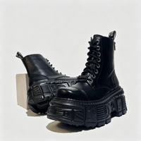 Bottes courtes à plateforme style rétro punk, gothique, métal, motard, avec surpiqûres robustes, style scraper, couleur unie, super hautes