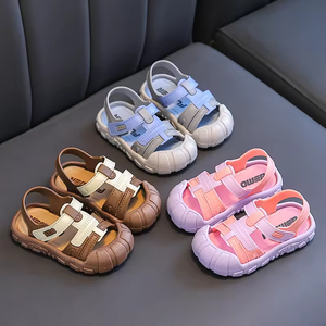 Nouvelles sandales d'été 2025 pour garçons, chaussures de marche de style plage, sandales respirantes pour enfants, chaussures de sport pour enfants - Product Image 1