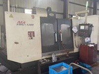 Centre d'usinage CNC 1365 de marque chinoise Taiwan d'occasion de haute qualité avec un bon prix