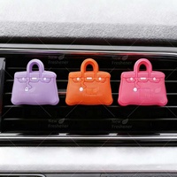 Offre Spéciale voiture désodorisant voiture parfum moderne vêtements beauté chaîne sac évent Clip décoration intérieure diffuseur pour voiture