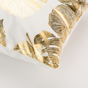 Housse de coussin décorative de Noël de luxe, taie d'oreiller peinte <span class=keywords><strong>or</strong></span> et noir pour canapé, accent doré élégant pour la maison - Product Image 4