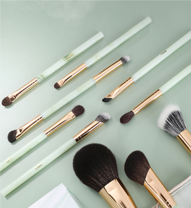 Ensemble de 10 pinceaux de maquillage professionnels de luxe en poils synthétiques MSQ 2025, manches en plastique vert, vente chaude, pour le visage et le correcteur - Product Image 5