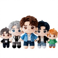 Peluche personnalisée K-pop Idol, poupée en peluche de célébrité, rembourrage en coton PP, personnage star très fidèle, vêtements de poupée, OEM/ODM