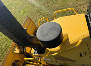 Máquina para Movimiento de Tierras Usada para Bulldozer D51PXi de 14 Toneladas con Motor Laidong y Transmisión Hidrostática - Product Image 5