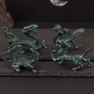 Figurines en laiton de quatre bêtes divines, 4 pièces, ornements de bureau Feng Shui pour la décoration de la maison et du bureau - Product Image 1