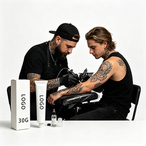 Crema para Tatuajes de Fórmula Clásica Equilibrada, Portátil, para Uso Post-Tatuaje en Tiendas de Tatuajes, Salones de Belleza y Maquillaje - Product Image 4