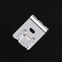 Tuyauterie Machine À Coudre Pied Presseur-Adapte Tous Faible Shank Snap-On pour Chanteur, Frère, Babylock, Euro-Pro, Janome, Blanc