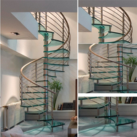 Escalier en spirale moderne en acier avec rampe en verre