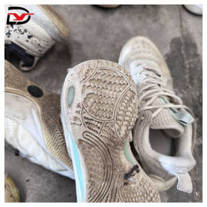 S3-3 di seconda mano Sneakers per la corsa <span class=keywords><strong>da</strong></span> <span class=keywords><strong>basket</strong></span> Skate Board-calzature usate collezione B di pelliccia di qualità all'ingrosso - Product Image 4