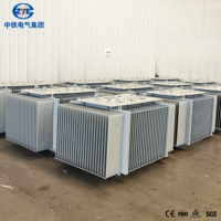 Transformateur de puissance triphasé immergé dans l'huile à faible perte personnalisable 220V 380V 400V 50Hz 6kV 10kV pour la distribution d'énergie des parcs industriels