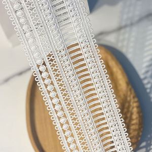 Tissu en dentelle bilatérale en polyester à franges en coton personnalisé pour vêtements - Product Image 5