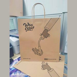 Vente directe d'usine, sac en papier personnalisé, taille et logo sur mesure, sac en papier kraft recyclable - Product Image 1