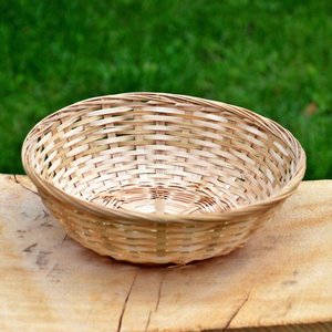 Panier rond en osier naturel fait main, bol de service rustique pour la cuisine, le stockage des aliments, des fruits, du pain et des collations - Product Image 1