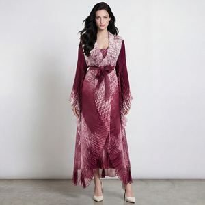 PY Nuevo Vestido de Noche Elegante Miyake Plisado con Mangas Acampanadas y Cinturón, Conjunto Largo Informal, Venta al por Mayor en Línea - Product Image 3