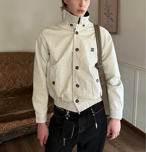 Blouson en Toile Beige Décontracté pour Homme, Style Streetwear <span class=keywords><strong>Vuitton</strong></span>, Coupe-Vent, avec <span class=keywords><strong>Logo</strong></span> sur le Devant, Fermeture Éclair Fine et Coupe Oversize pour l'Automne - Product Image 3