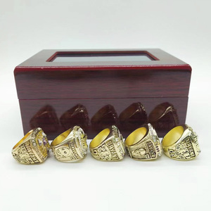 5 Nhẫn <span class=keywords><strong>Set</strong></span> Los Angels Lakers Vô Địch Nhẫn <span class=keywords><strong>Set</strong></span> Với Hiển Thị Hộp Kobe Người hâm mộ Thể Thao Lưu Niệm Người Đàn Ông Thời Trang Nhẫn - Product Image 4
