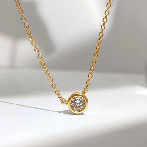 Ensemble de bijoux en gros tendance plaqué or 18 carats avec zircon scintillant, collier ras-du-cou délicat et boucles d'oreilles pour femme - Product Image 6