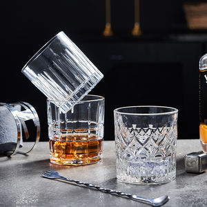 Fornitore cinese goffrato a strisce 10 Oz Margarita whisky personalizzato tazza di vetro per il caffè - Product Image 4