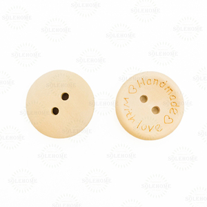 50 Bottoni <span class=keywords><strong>in</strong></span> <span class=keywords><strong>Legno</strong></span> Lucidato Durevoli con <span class=keywords><strong>Scritta</strong></span> 'Fatto a Mano' per Cucito, Uncinetto, Lavoro a Maglia, Scrapbooking, Progetti Artigianali da 20mm - Product Image 2
