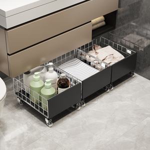 घरेलू कपड़े की टोकरी और पहियों के साथ फर्श पर खड़े बाथरूम कैबिनेट - Product Image 1