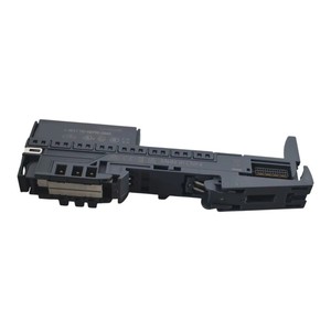 Contrôleurs PLC <span class=keywords><strong>6ES7193</strong></span>-<span class=keywords><strong>6BP00</strong></span>-<span class=keywords><strong>0AB0</strong></span> 6ES7135-6HD00-0BA1 6ES7134-6JF00-0CA1 <span class=keywords><strong>6ES7193</strong></span>-<span class=keywords><strong>6BP00</strong></span>-0DA0 Neufs et d'origine, Démarreurs de moteur en stock - Product Image 1