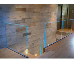 Design fantastico telaio meno vetro temperato ringhiera balcone con sistema di ringhiera in vetro canale a u in alluminio con luce LED